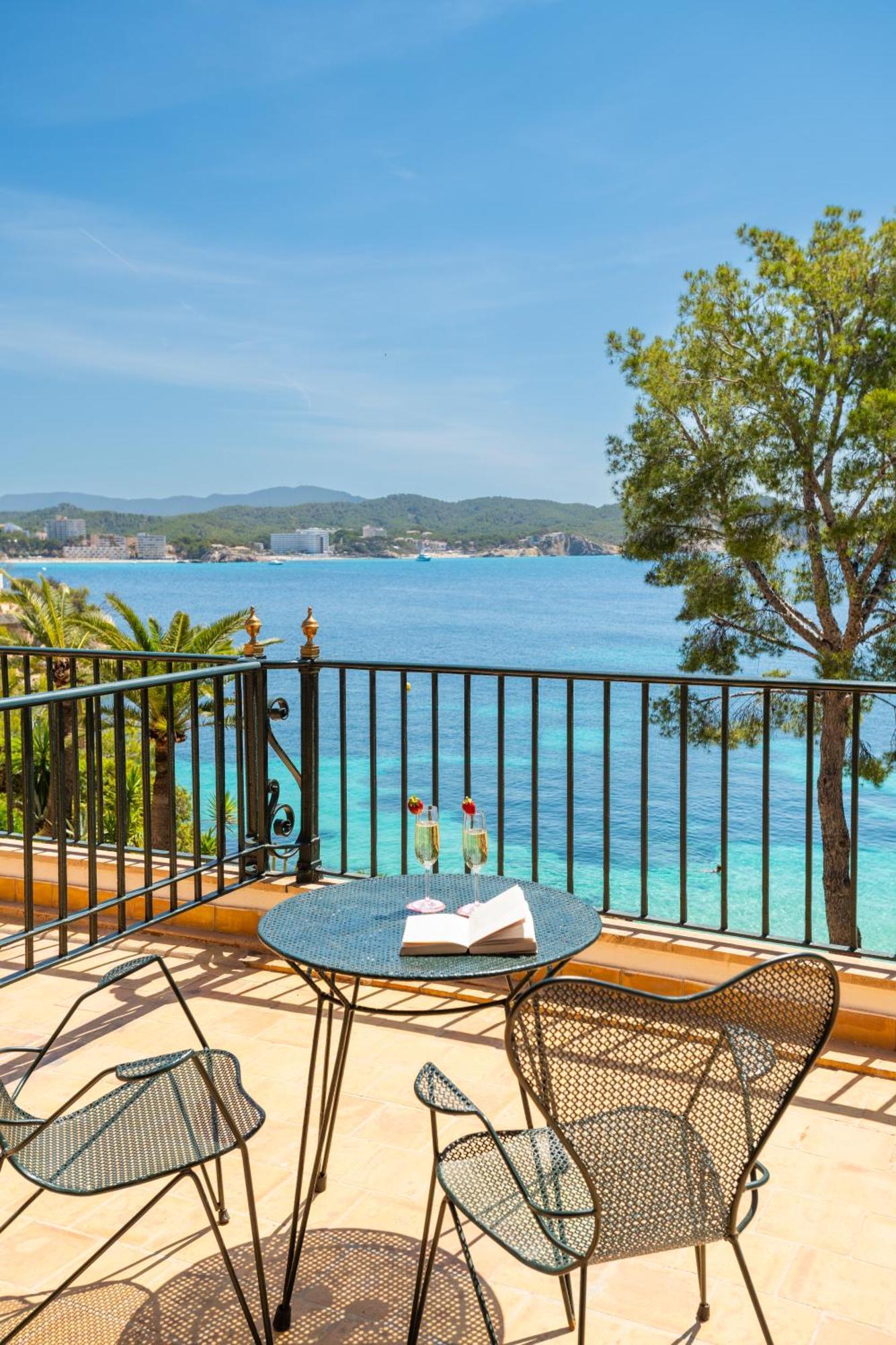 Hotel Cala Fornells Peguera Esterno foto